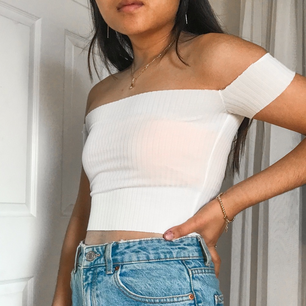 White crop top